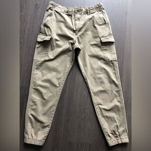Uniqlo men’s cargo jogger pants